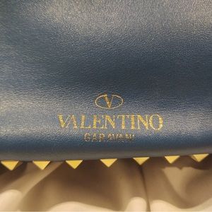 VALENTINO GARAVANI Rockstud leather tote bag, turquoise with silver hardware
